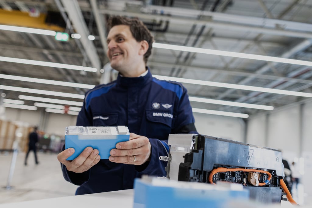 BMW 2021 production de batteries en Allemagne