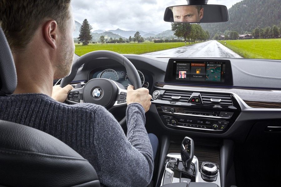 BMW-Connected+-2017