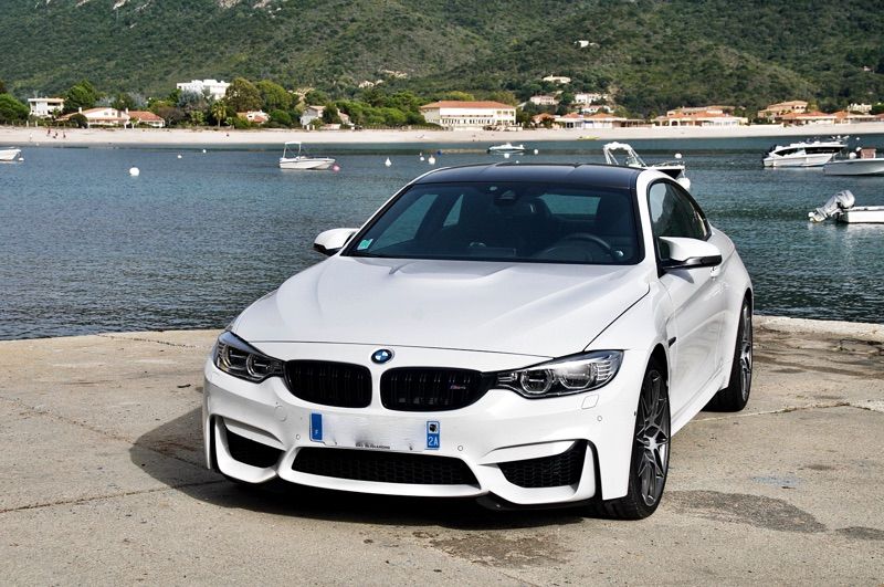 bmw-m4-pack-competition