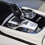 BMW-M760Li-V12