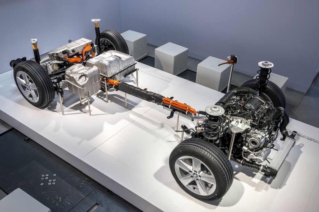 BMW Techno Day 2015 Hydrogene edrive Eau