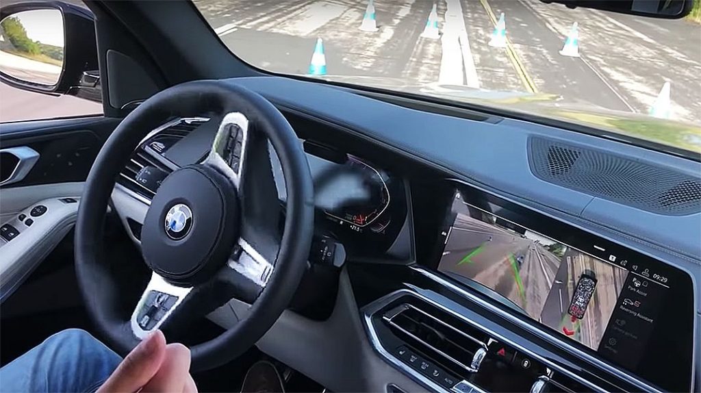 BMW X5 G05 Auto Reverse