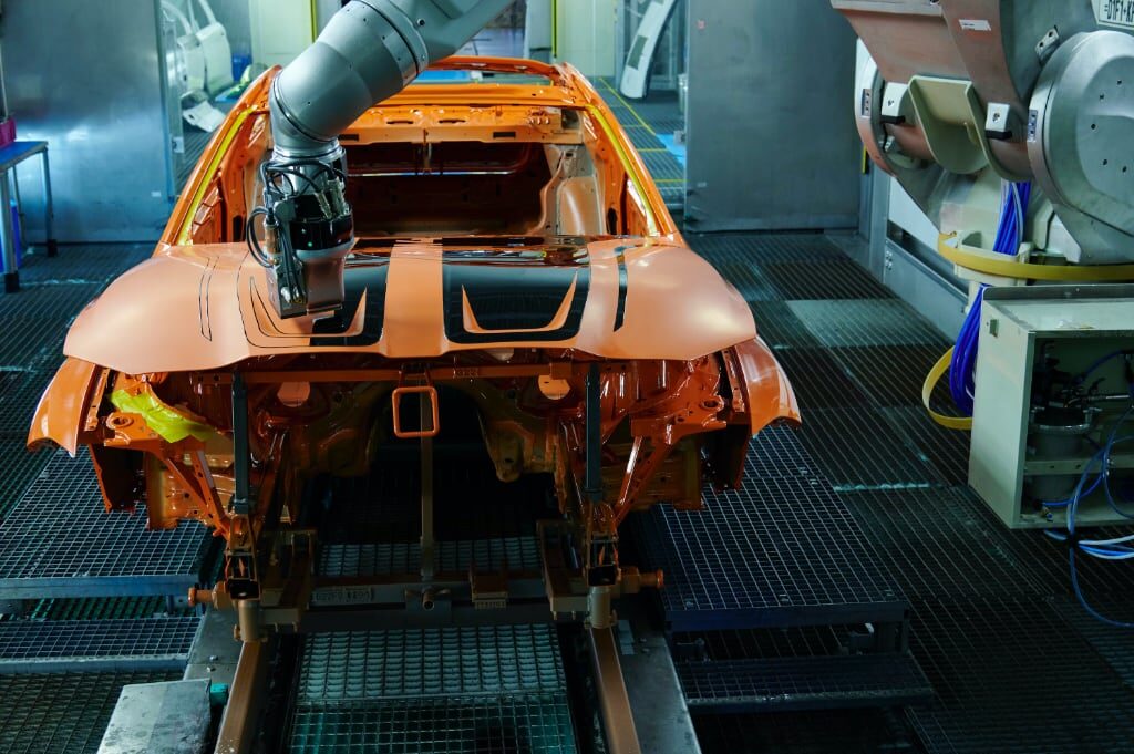 BMW atelier peinture bicolor