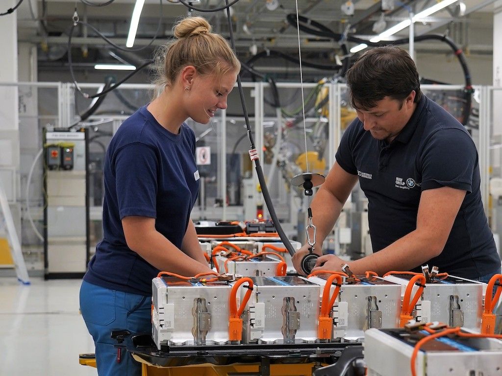 BMW-moteurs-et-batteries-électriques-2020
