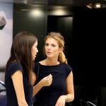 hotesses-mondial-auto-paris-2016-bmw