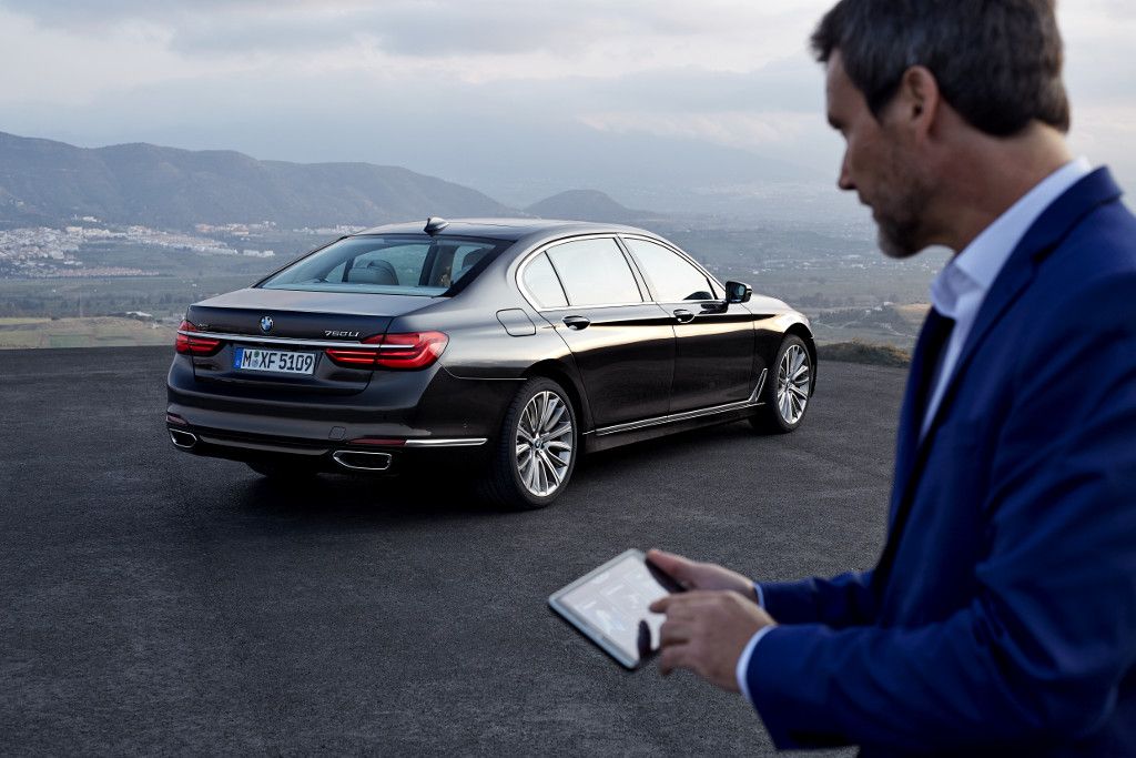 Nouvelle-BMW-Série-7-G11-G12-2015-